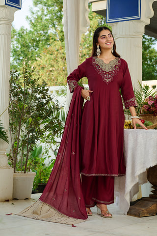 Elegant Mul Chanderi Kurta with intricate embroidery and Khatili work-KS-372