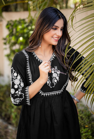 Embroidered Tunic With Trouser Co-Ords-HELISHA