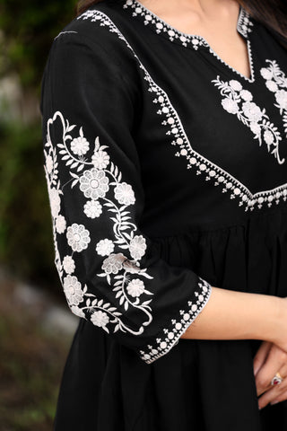 Embroidered Tunic With Trouser Co-Ords-HELISHA