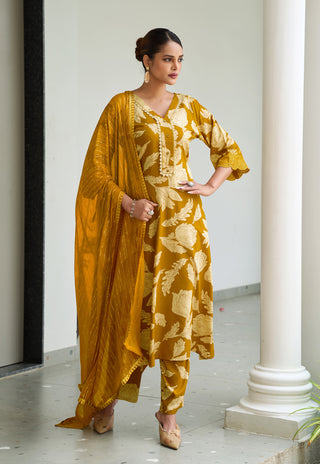 Printed Kurta Set with Dupatta – Design 3011 - product view 3