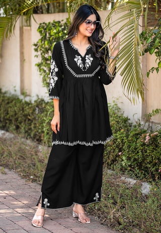 Noir Threadwork Kurta and Palazzo Set - front view