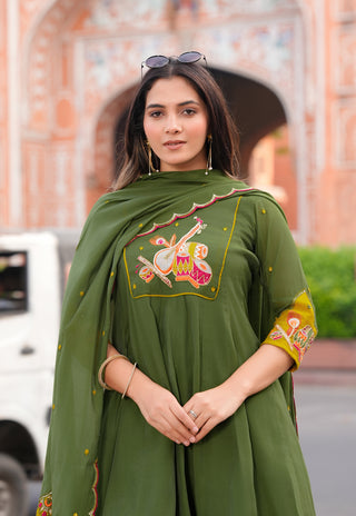 Embroidered Kurta Set with Dupatta – IV-1070 - product view 4