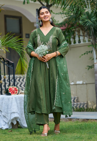 Embroidered Kurta Set with Dupatta – IV-1146 - product view 4