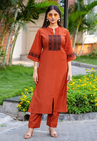 Viscose Woven Two-Piece Set – Design 2005 - product view 2
