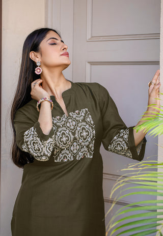 Viscose Woven Two-Piece Set – Design 2006 - product view 3